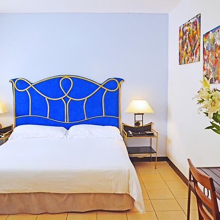 Hotel Angel Azul Манагуа Екстериор снимка