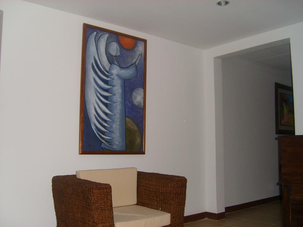 Hotel Angel Azul Манагуа Стая снимка