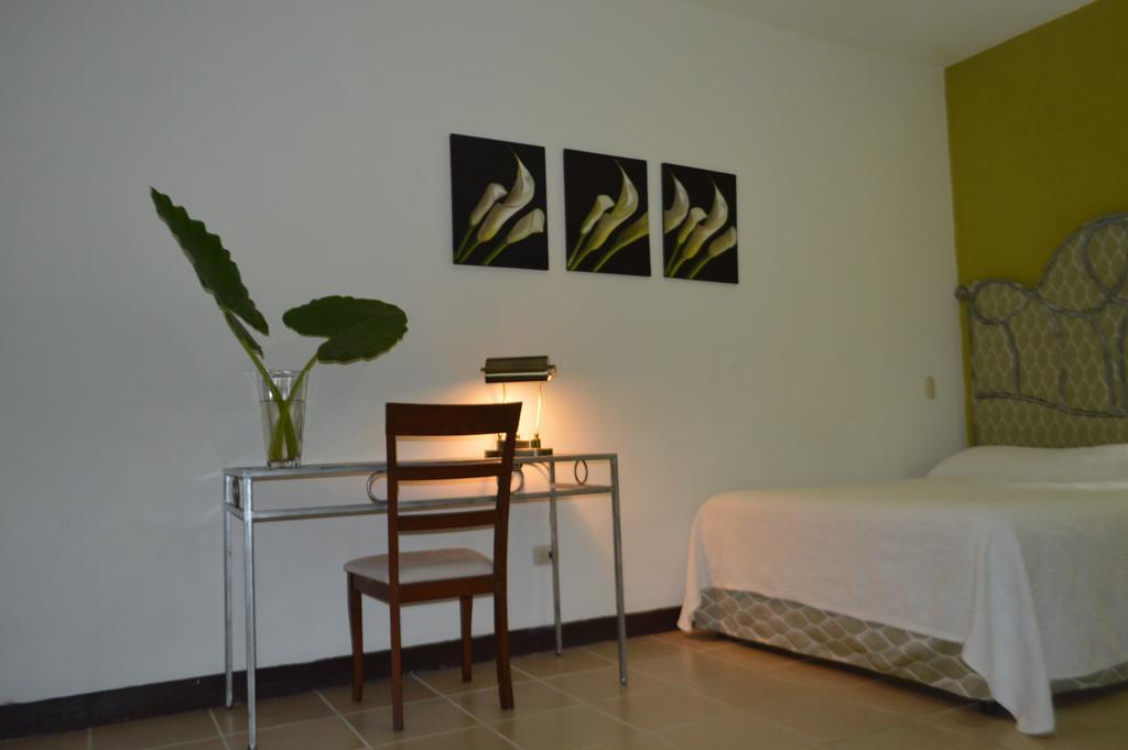 Hotel Angel Azul Манагуа Екстериор снимка