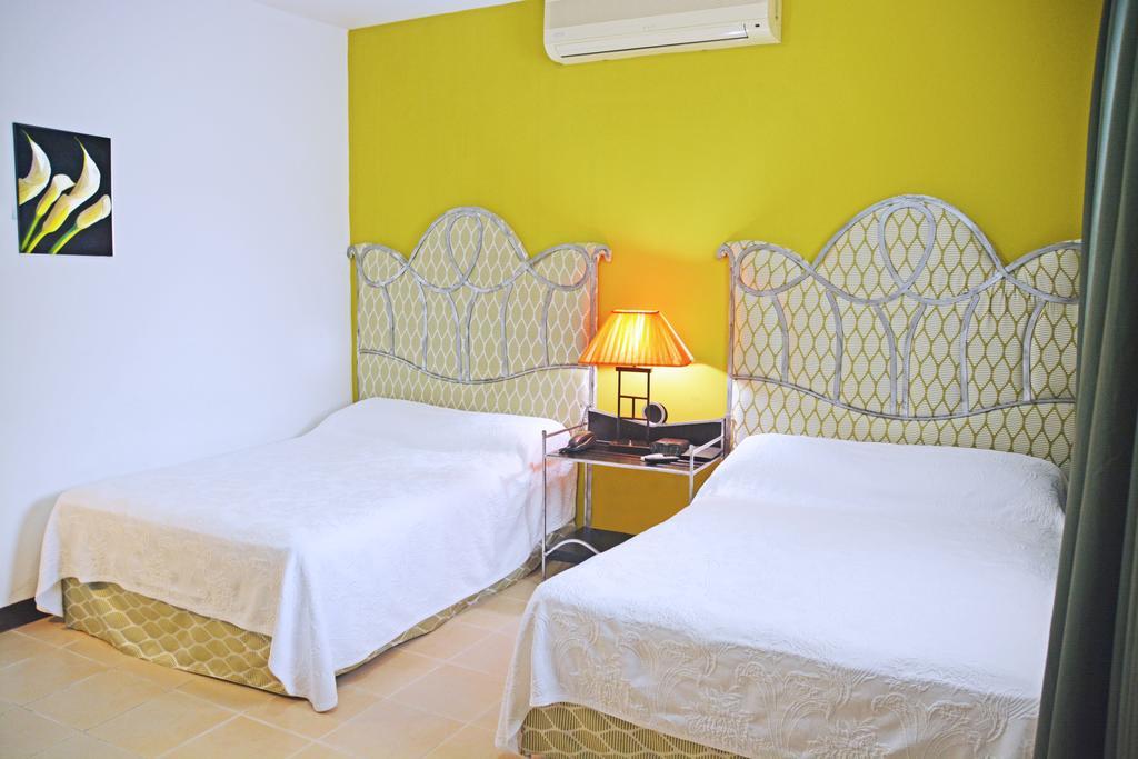 Hotel Angel Azul Манагуа Екстериор снимка