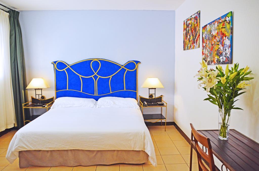 Hotel Angel Azul Манагуа Екстериор снимка